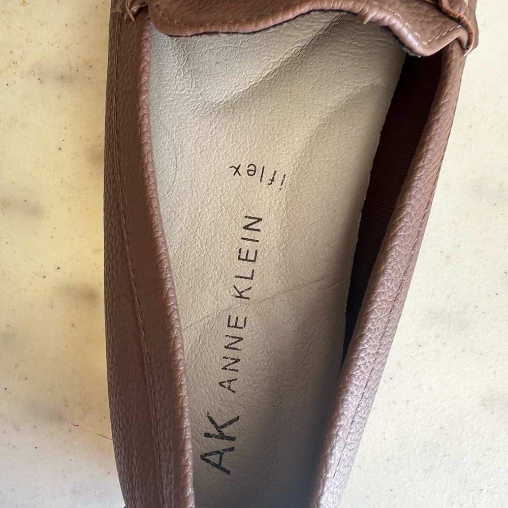 Anne Klein Taupe Brown Pebbled Leather Driving Loafers - Picture 3 of 5